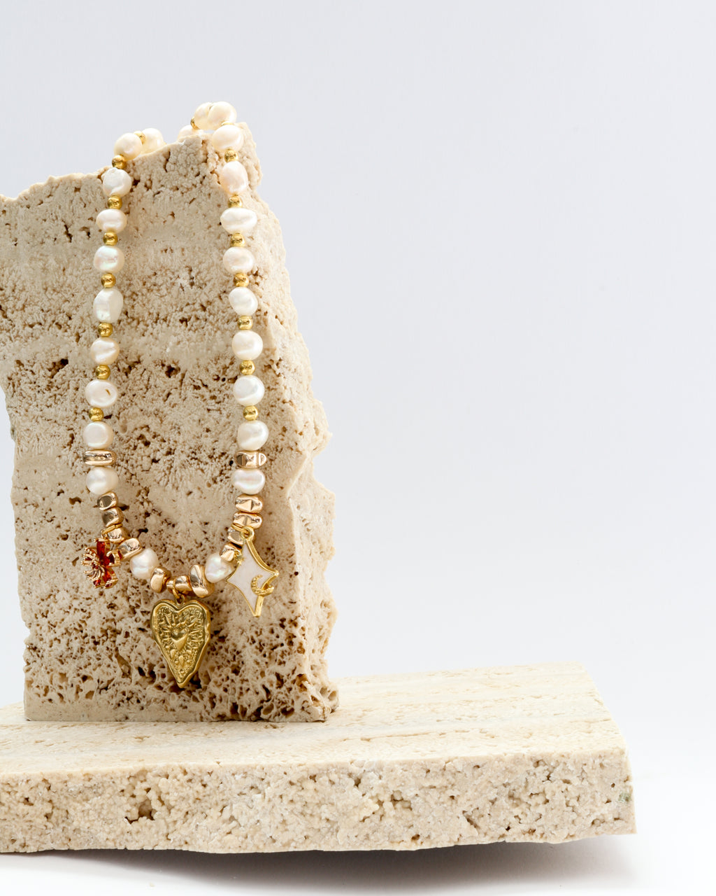 Necklace Golden Heart and Moonlight