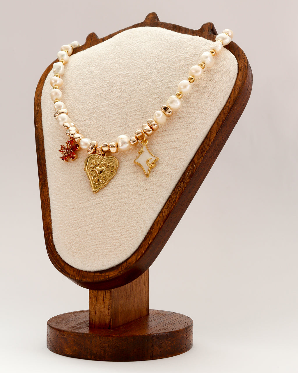 Necklace Golden Heart and Moonlight