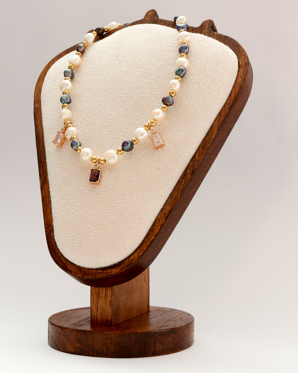 Nacklace Noir d'Elegance