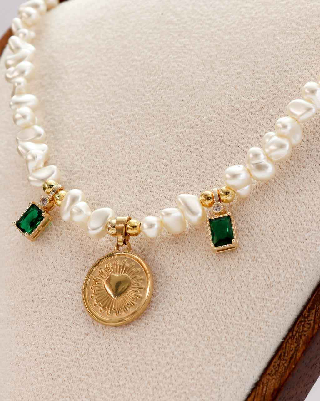 Necklace Faux Pearl Elegance