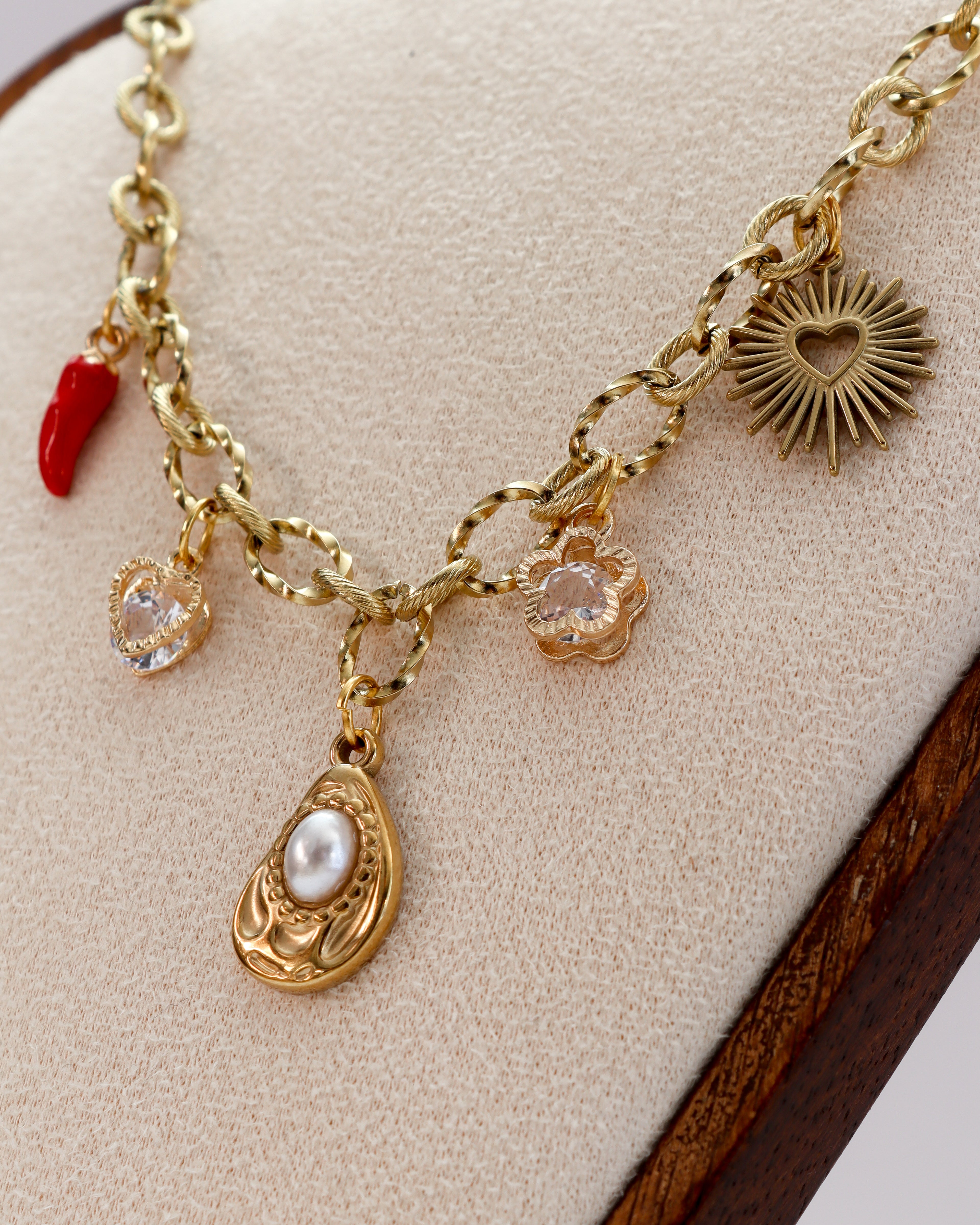 Nacklace Amuleto d’Oro